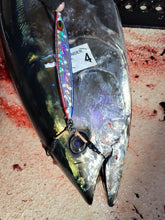 Load image into Gallery viewer, Giro Tomahawk Nuclear Glow Katy Perry