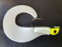 Load image into Gallery viewer, Curly Wilson &quot;MEGA GLOW&quot; Pearl Squid w/ Chartreuse Head
