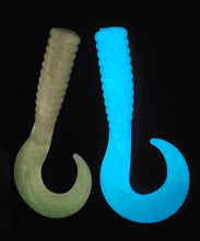 Load image into Gallery viewer, Giro Lures 12&quot; Mega Grub
