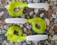 Load image into Gallery viewer, 9&quot; Snow Pearl &amp; Fluorescent Chartreuse Tail Grub

