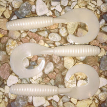 Load image into Gallery viewer, 9&quot; Snow Pearl Grub
